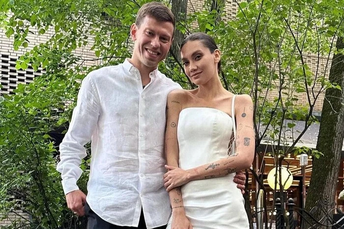 Дружина футболіста скаржиться на авіапроблеми