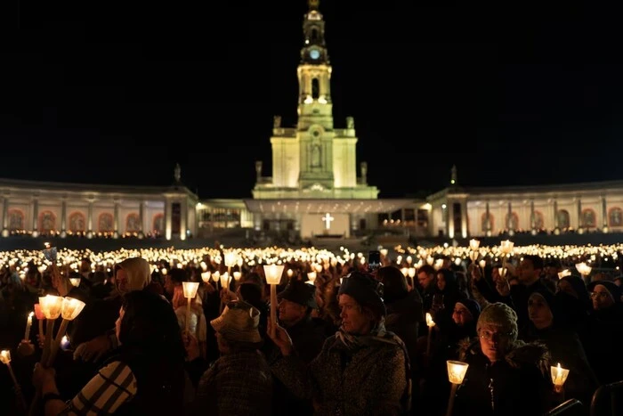Hunderttausende Pilger versammelten sich in Fatima zum jährlichen Gebet