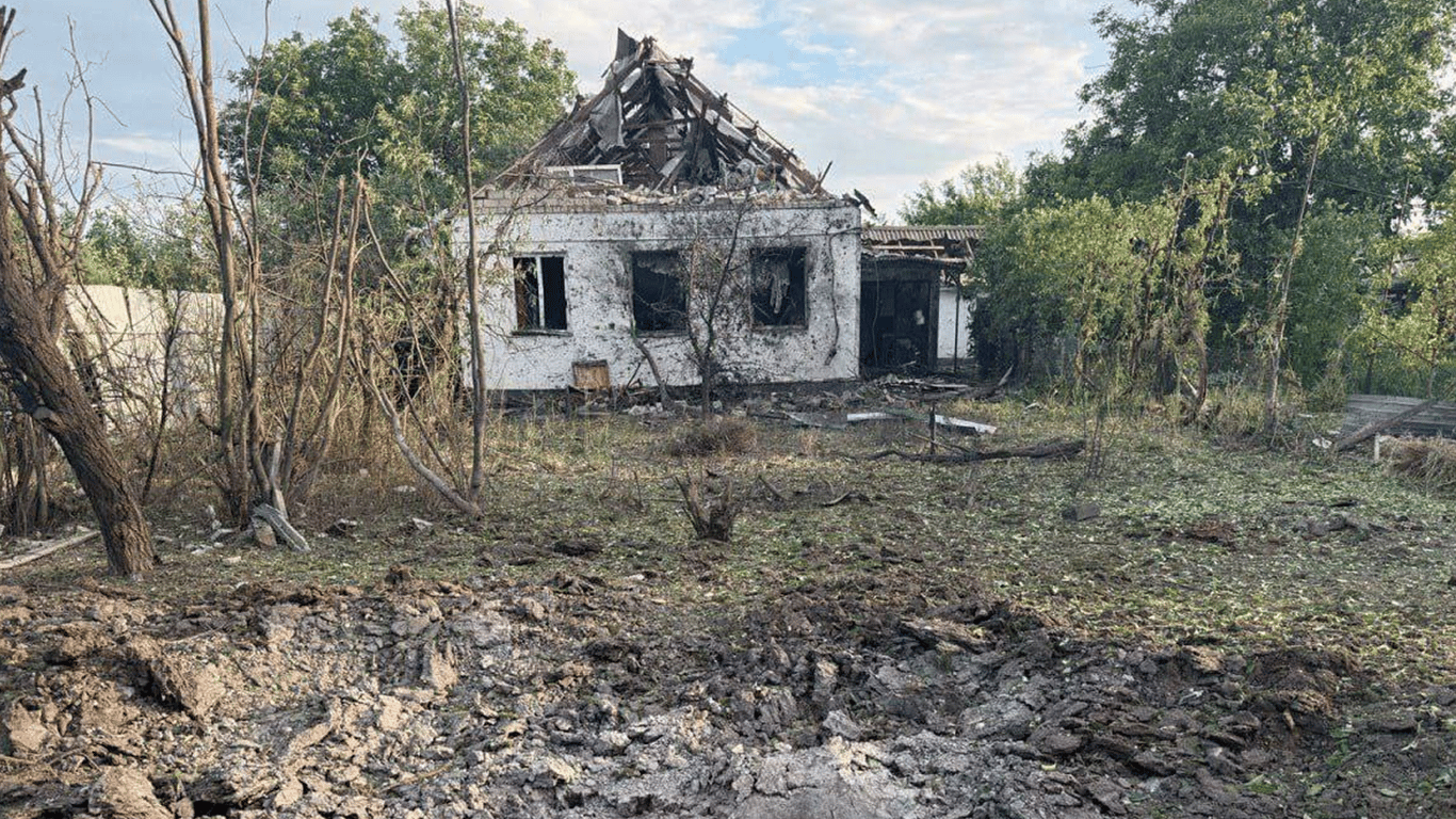 Russia dealt over 500 strikes on Zaporizhzhia in a day - casualties reported