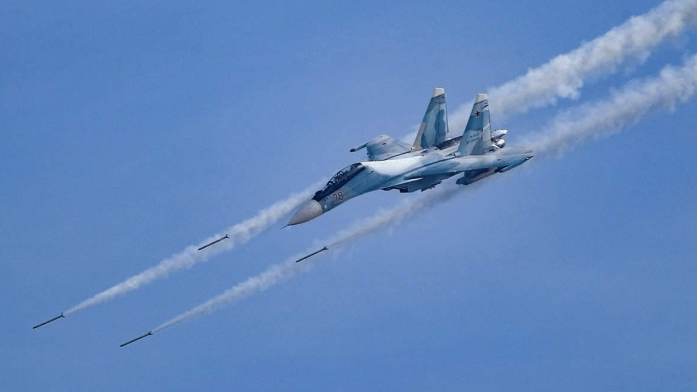 Atakami z powietrza i dronami — Rosjanie naciskają na południe Ukrainy